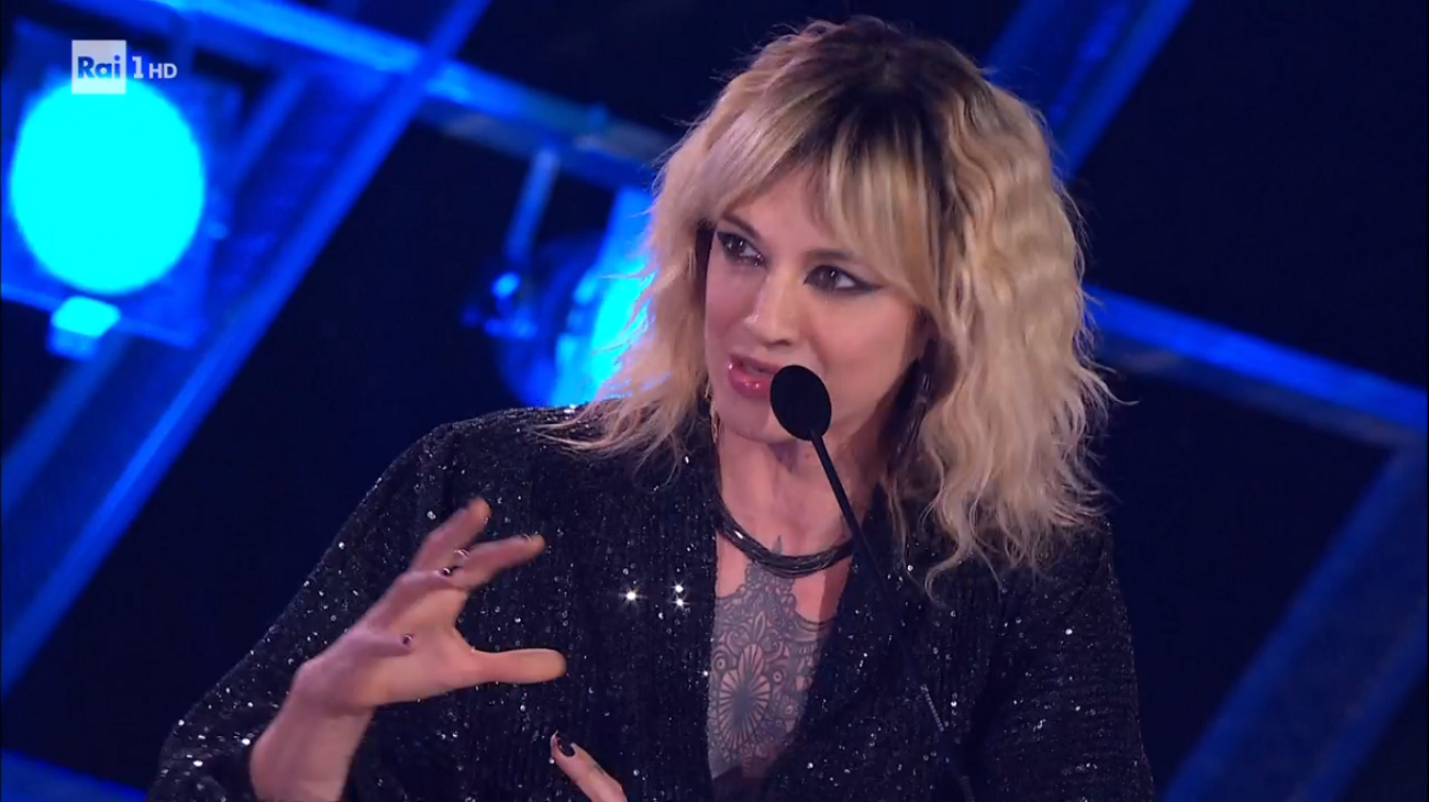 The Band, Asia Argento contro Enrico Nigiotti: “Come ti è venuto di fare l’arrangiamento di Vieni da me come Battiato?”