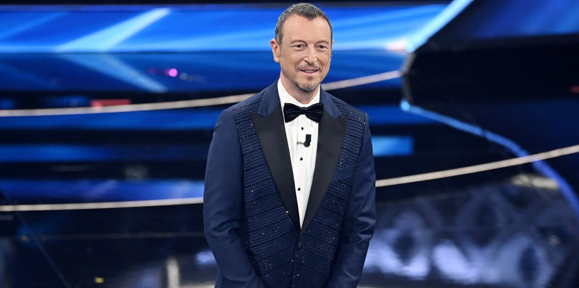 Amadeus, quando il direttore artistico supera il conduttore. Le canzoni di Sanremo dominano le classifiche