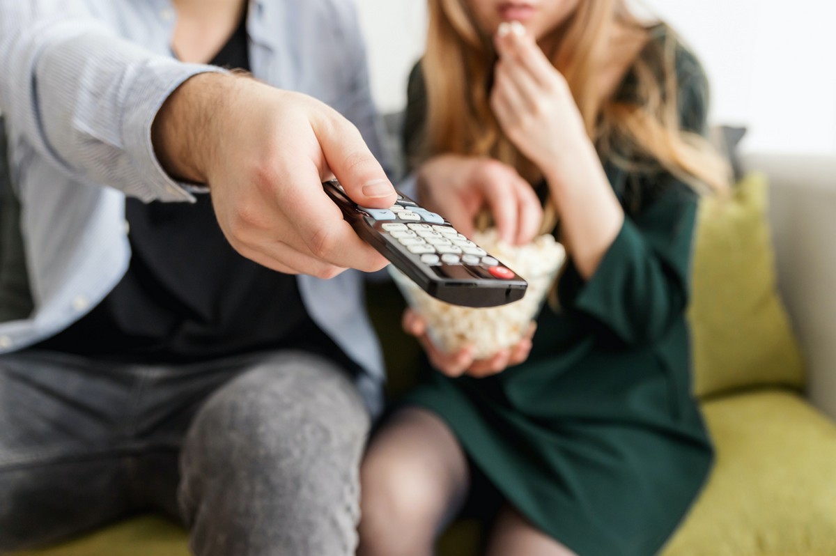 Perché Canale 5 non può fare a meno dei reality
