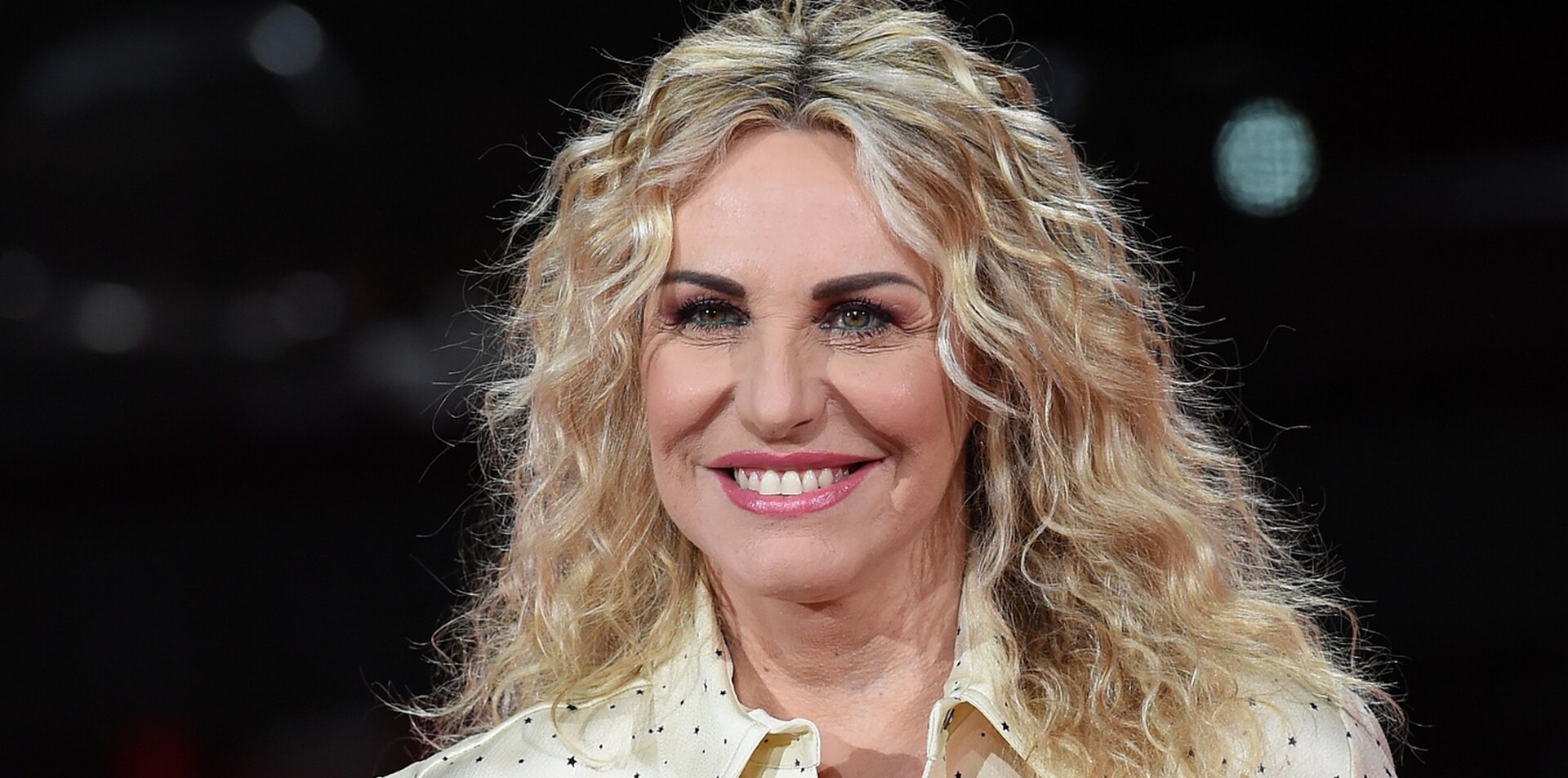 Antonella Clerici a TvBlog: “Amo essere popolare, non sarò mai un piatto di caviale. Lasciai Mediaset per via di Funari, fu la mia fortuna”