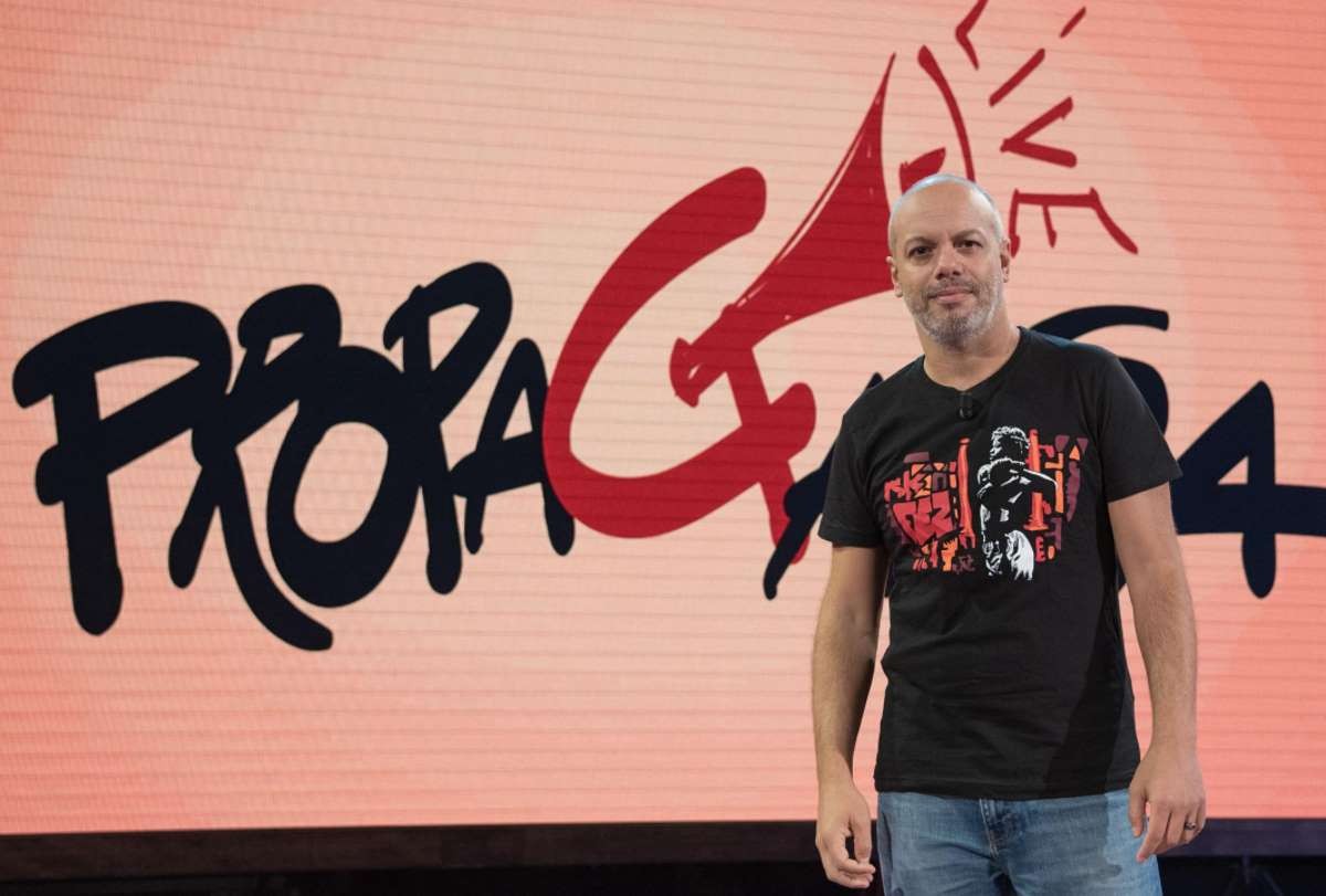 Cosa guardare stasera in tv, i programmi di oggi 16 febbraio 2024