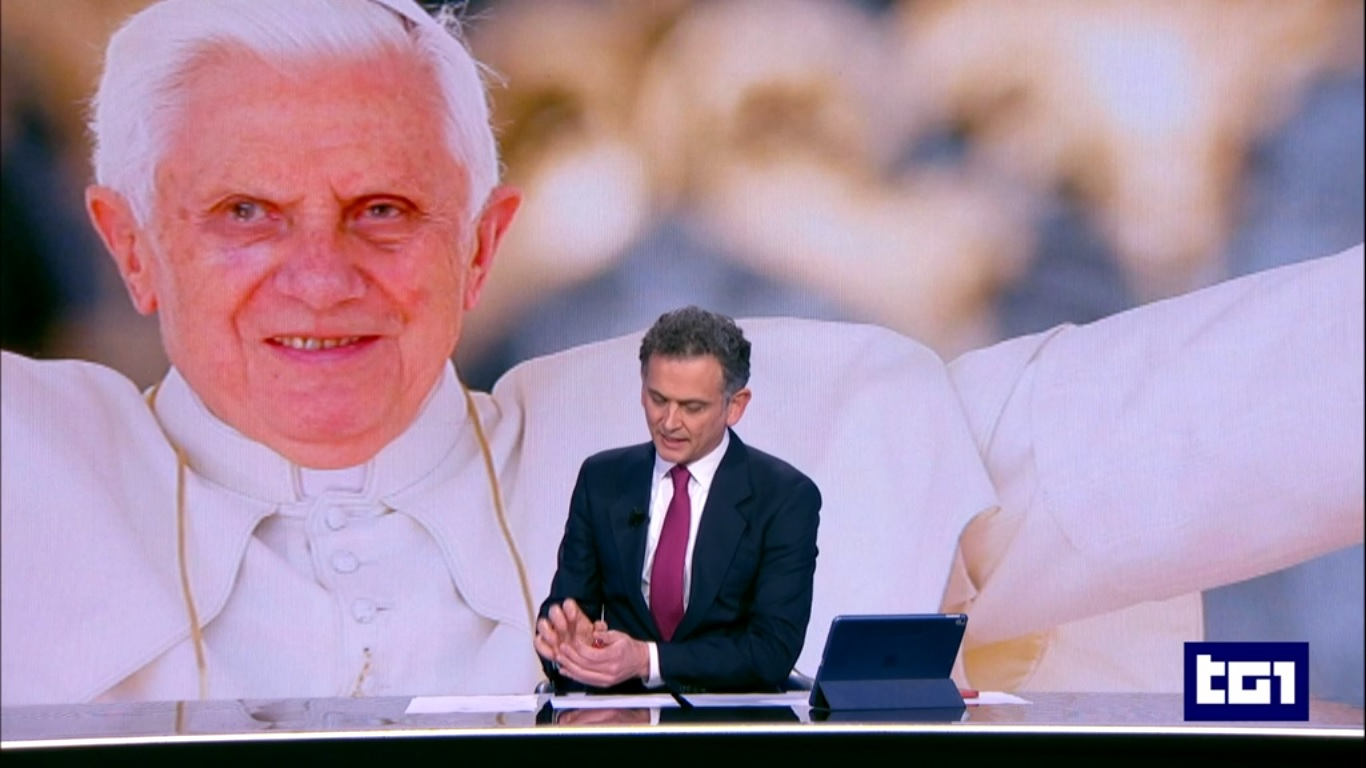 Benedetto XVI, Una Morte In Mondovisione E’ Cosa Buona e Giusta?