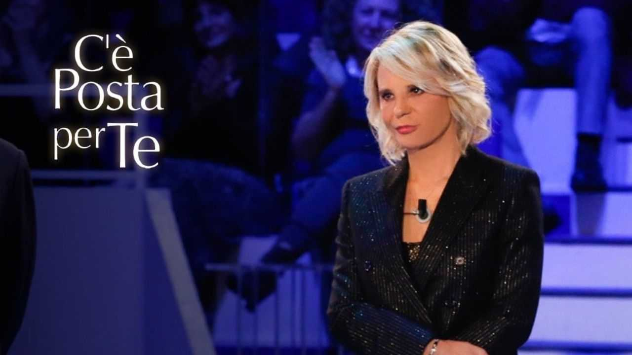 C’è posta per te 2024, diretta terza puntata: tutte le storie della serata