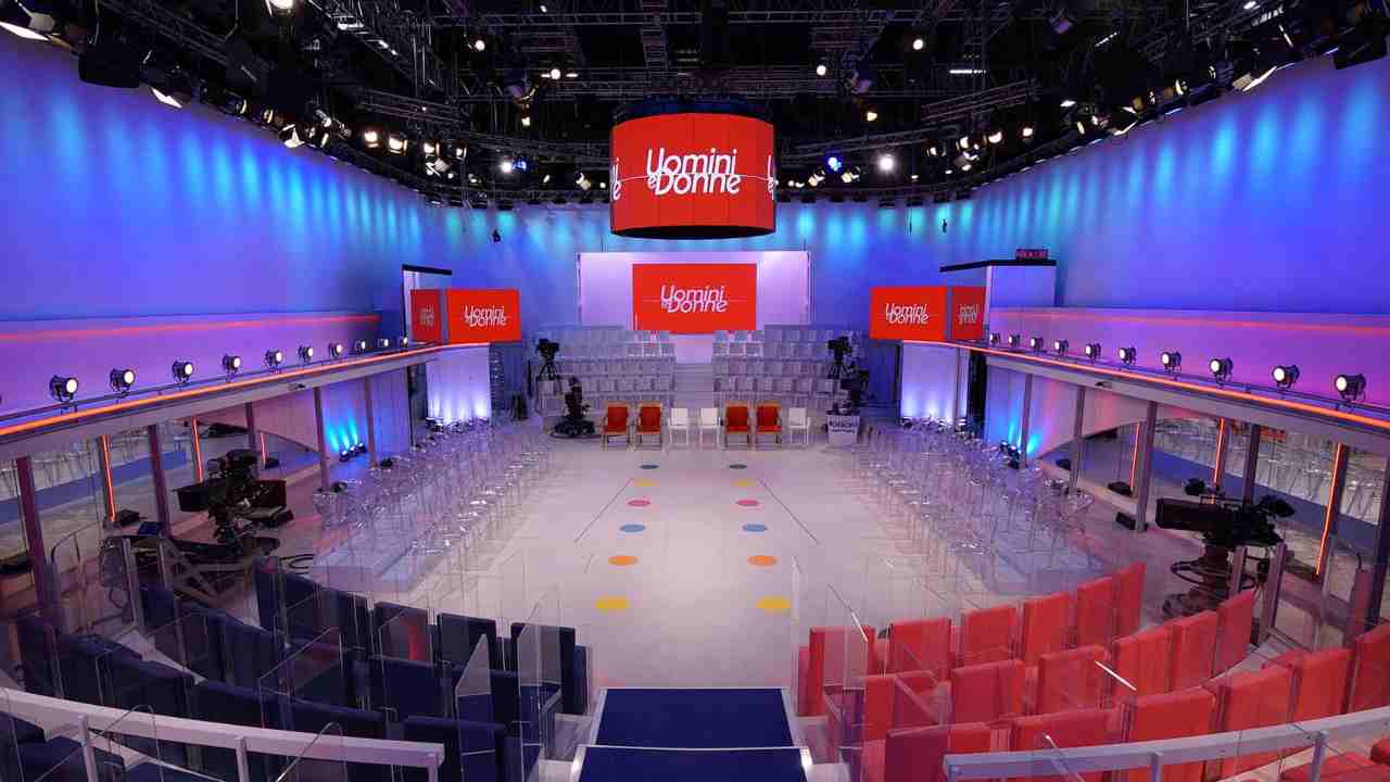 Uomini e Donne: una coppia del trono over si è lasciata? La verità