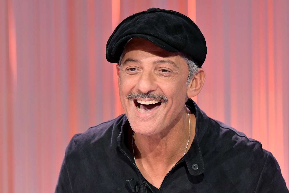 Fiorello in seconda serata su Raidue: la trattativa fra lo showman e Viale Mazzini prosegue, quanto c’è di vero e cosa potrebbe cambiare